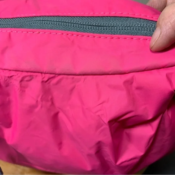 Puma Retro Sport Nylon Crossbody Hot Pink Shoulder Bag Ajustable Strap Tote Y2K - Picture 9 of 15